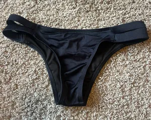 Victoria's Secret Bikini Bottoms thumbnail 1