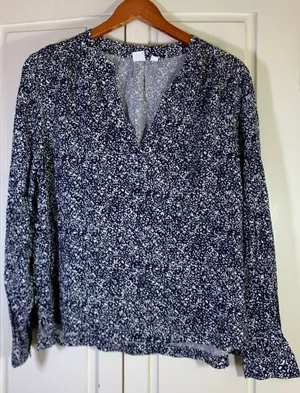 GAP Womens Navy Blue Floral V-Neck Long Sleeve Rayon Blouse Top L Flowy thumbnail 1