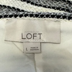 LOFT Ann Taylor Black White Chevron Striped Textured A-Line Mini Skirt Size Lg thumbnail 6