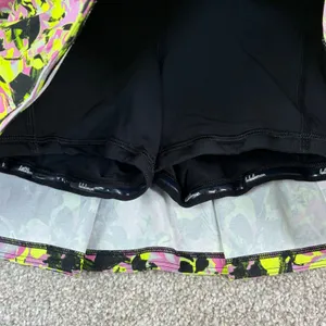 Lululemon Pace Rival Skort Size 0 Neon Floral Tennis Golf Running Athletic Gym thumbnail 9