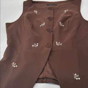 Sleeveless Brown Embroidered Button thumbnail 8