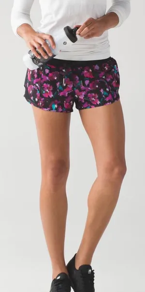 Lululemon Hotty Hot Shorts thumbnail 1