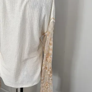 Miss Me Boho Waffle Knit Lace Bell Sleeve Tie Front Blouse Cream Size Large thumbnail 5