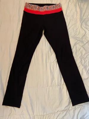 Lululemon Groove Pant thumbnail 1