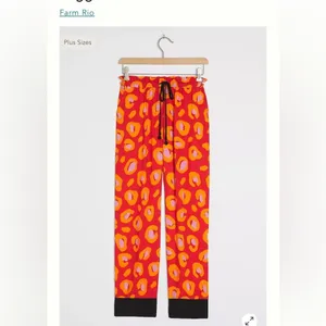 ANTHROPOLOGIE Farm Rio Hestia Leopard Print Jogger Pants Crop Animal Red thumbnail 2