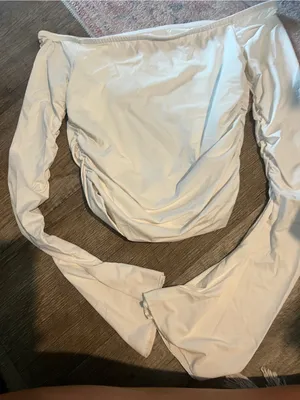 Edikted Off-Shoulder Long Sleeve Ruched Top in White thumbnail 5