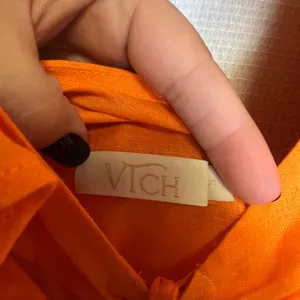VTCH Vicky Tcherassi Orange Linen Ruffle V-Neck Midi Dress Made in Colombia S thumbnail 6