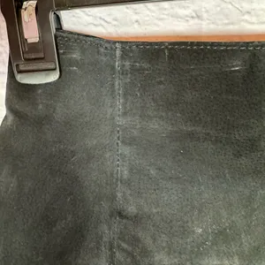 Vintage Wilsons Suede Leather Black Mini Skirt Women’s size 4‎ thumbnail 4