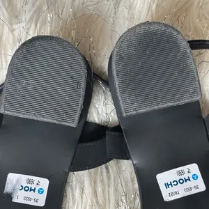 Mochi‎ Black Women's Synthetic Sandals 2” Size 39 thumbnail 5