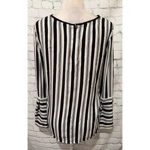 Loft Ann Taylor Black And White Boho Stripe Bell Sleeve Blouse Size Medium thumbnail 2