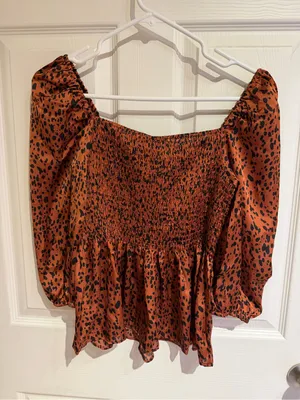 NWT BuddyLove Avara Smocked Rust Spot-Print Peplum Blouse with Puff Sleeves thumbnail 5