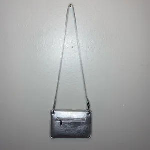 Lili Sidonio x Molly Bracken Metallic Silver‎ Crossbody Bag thumbnail 4