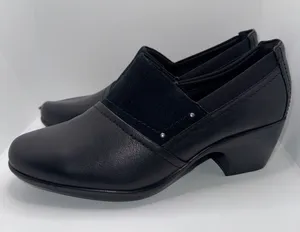 Clarks Emily Step Loafer Bootie Shoes Black Leather Women’s 9 thumbnail 1