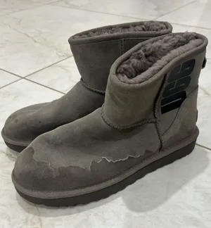 UGG Gray Classic Mini Rubber Logo Boots Size 8 US thumbnail 1