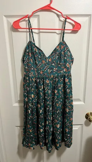 Boutique Dress Size L thumbnail 1
