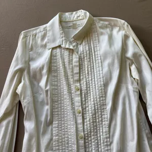 Vintage Banana Republic Fitted Pintucked Shirt thumbnail 5