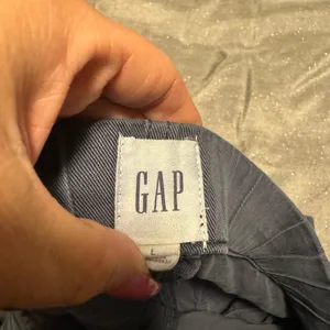 GAP Blue Cargo Shorts Elastic Waist Relaxed Fit thumbnail 3