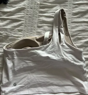 Lululemon Tank thumbnail 4