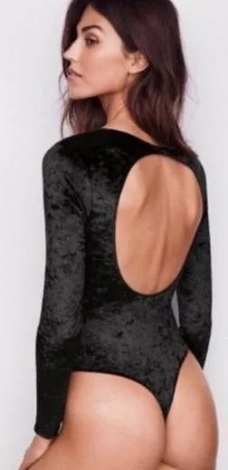 NWT Victoria's Secret crushed velvet body suit size M/L thumbnail 2