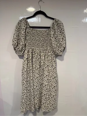Mikarose Cream Dress‎ with Gray Floral Print thumbnail 4