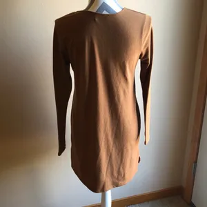 Everly small dress like new thumbnail 3