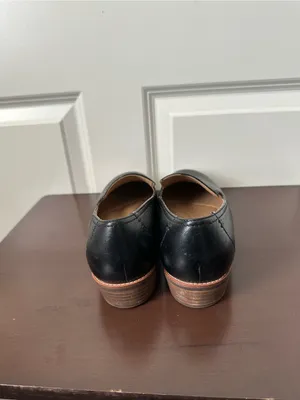 Earth Black Leather Edna Loafer Size 9.5 Wide thumbnail 4