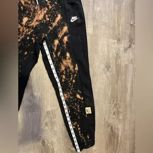 Nike Sportswear Oregon USA Women’s Bleached Black Sweatpants Joggers Size XS thumbnail 11