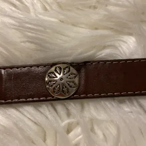 Beautiful Vintage Women Belt Genuine Leather small long 33” excellent condition thumbnail 9