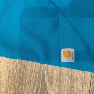 Carhartt Women’s Scrub Top Size Large thumbnail 3