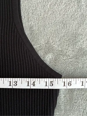 Aritzia Babaton sculpt Black Ribbed V-Neck Tank Top minimalist streetwear L thumbnail 7