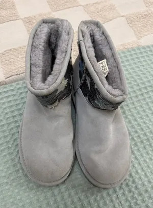 UGG Women's Classic Mini Sequin Stars boots in gray size‎ 6 thumbnail 1