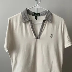 Lauren Ralph‎ Lauren L White Polo Shirt Striped Trim V-Neck Crest Active Sport thumbnail 2