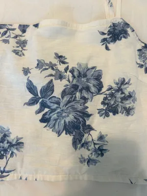 American Eagle Outfitters Floral Tank Top thumbnail 4