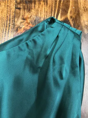 Show Me Your Mumu Jodie Emerald Luxe Green Satin One Shoulder Maxi Dress Medium thumbnail 7