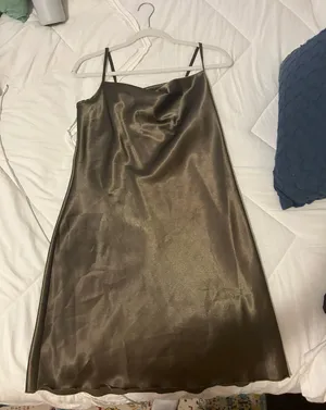 Bebe Olive Green Dress Never Worn thumbnail 1