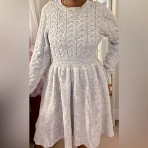 Elegant Gray Cable Knit Dress thumbnail 2