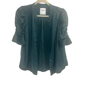 ✨Abercrombie & Fitch Ruched Sleeve Sz Small Emerald Green Women’s Top✨ thumbnail 5