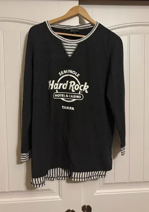 Seminole Hard Rock Hotel & Casino Tampa Sweatshirt Women's M/L Medium Large Grey thumbnail 1