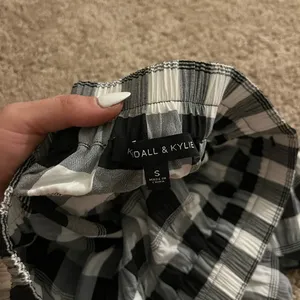 Black and white gingham checkered mini skirt never worn thumbnail 4
