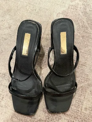 Billini Black Patent Square-Toe Strappy Block Heels thumbnail 2