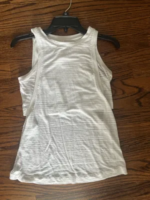 Lululemon Tank thumbnail 2