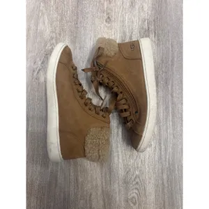 UGG Olive High Top Sneakers Chestnut Leather Shearling Womens Size 8.5 thumbnail 4