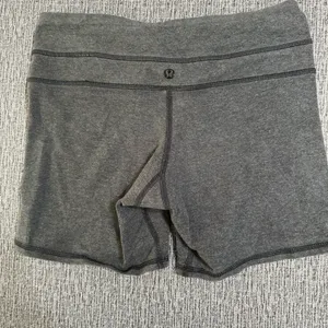 Lululemon Women’s Athletic Shorts thumbnail 2