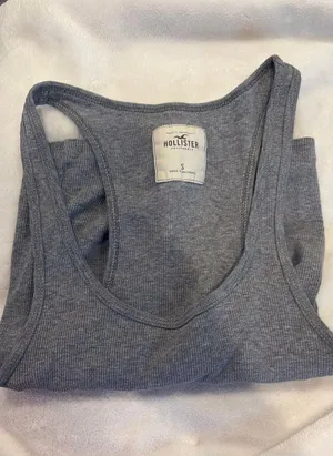 Hollister Shirts thumbnail 2