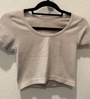 Seamless Crop Top Tan thumbnail 1