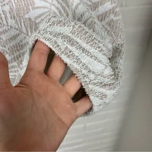 LOFT Neutral Nubby Knit Palm Leaf Patterned Tank Top Size M thumbnail 7