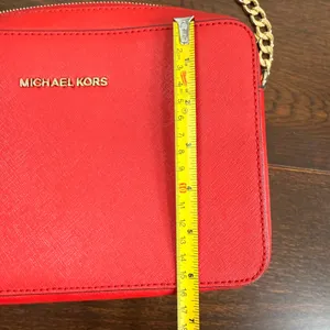 Michael Kors Jet Set East West Crossbody Bag Red Saffiano Leather Gold Hardware thumbnail 5