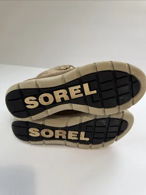 Sorel women’s Tan and Grey Lace-Up Winter Boot thumbnail 9