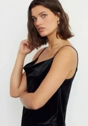 NEW Anthropologie Maeve Halsey Cami Black Velvet Tank Top Women’s Small thumbnail 1