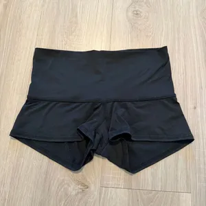 Teeki Sun Shorts Black thumbnail 3
